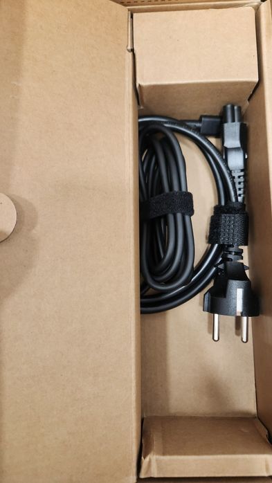 Hope Amanet P11-Asus V16 NOU/intel core 7 240H/M2 512gb/RTX4050-6gb