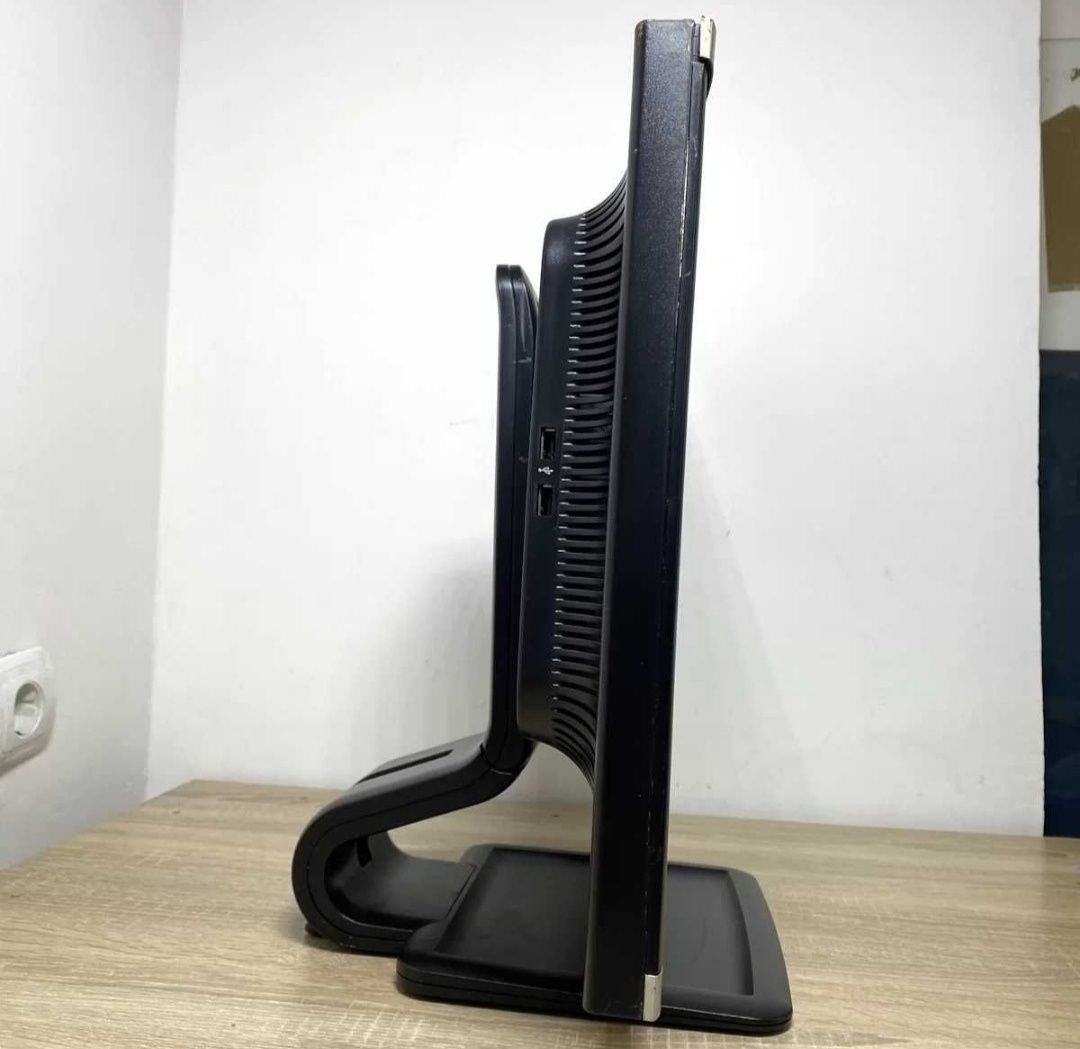 Монитор HP 24" DisplayPort WLED (Регулировка высоты манитора)
