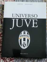 Vând cartea Universul Juventus