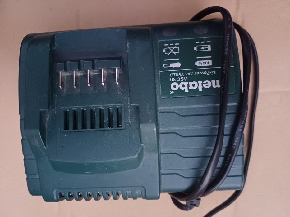 Incarcator Metabo 14,4 - 18v baterii li ion