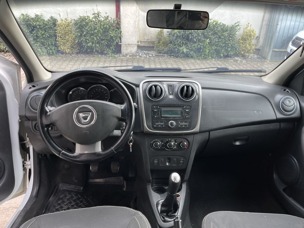 Dacia Logan 2 2013 GPL/AC