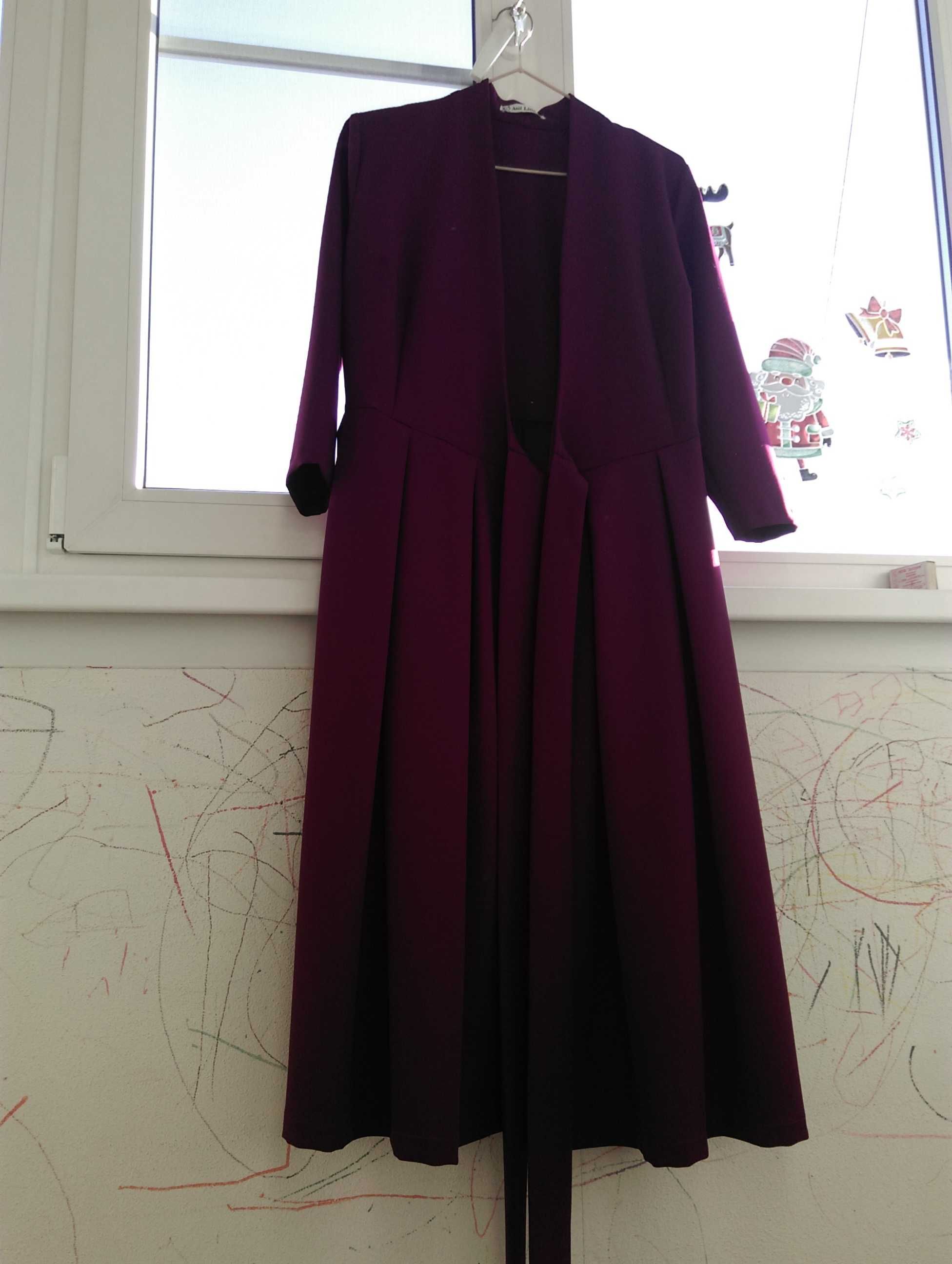 Бордовое платье для торжеств (размер 44-46)