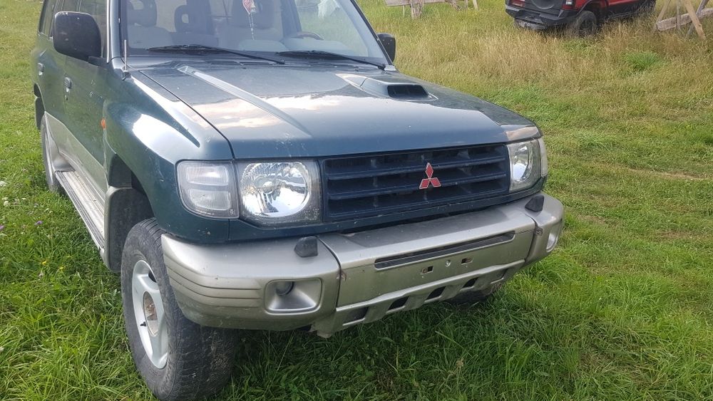 Dezmembrez Mitsubishi pajero motor 2.8 cutie automată super selecta