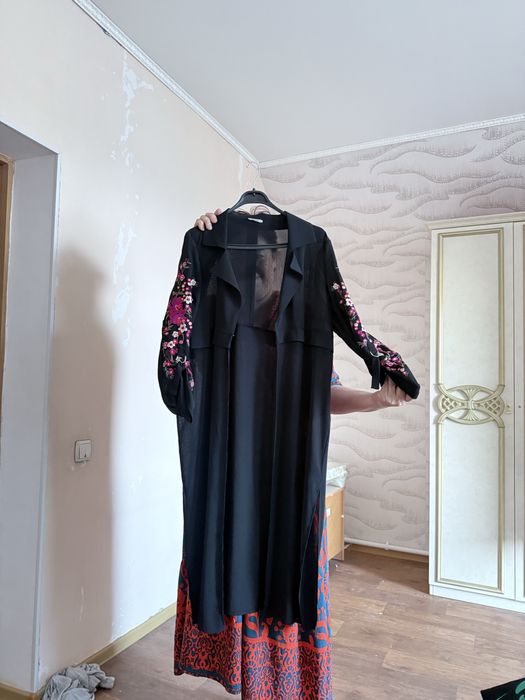 Платье хорошая одевалось пару раз и все