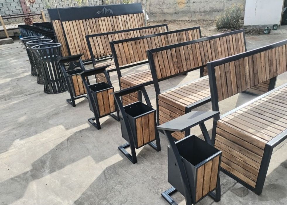 Скамейки урны баки бесетки