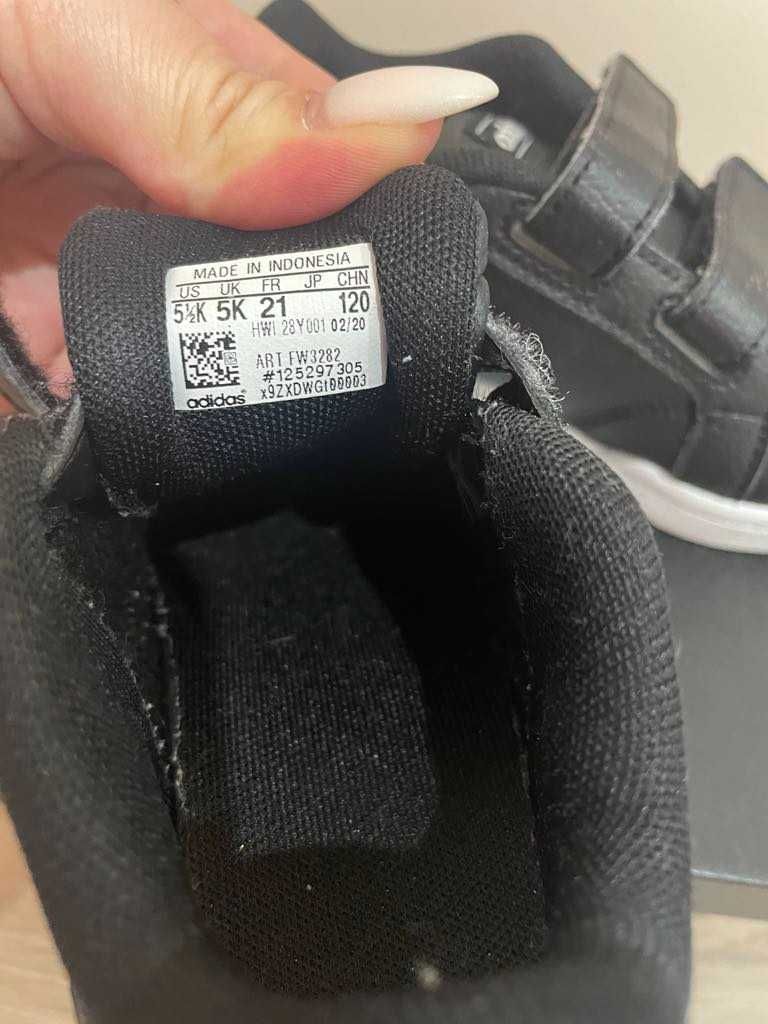 Детски маратонки Adidas и New Balance - 3 чифта