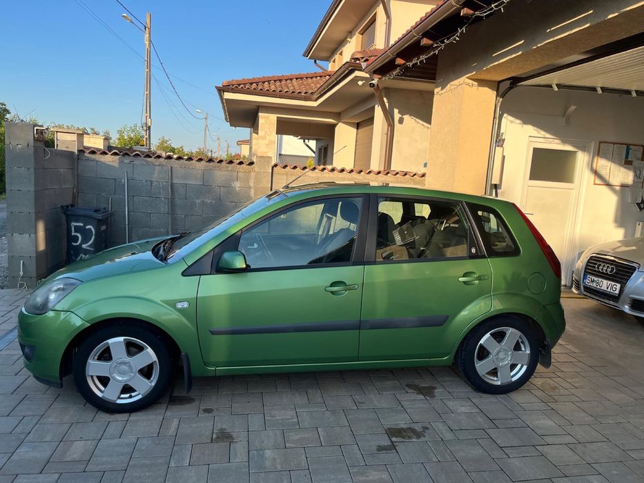 Ford Fiesta Ghia 1.4 DCI