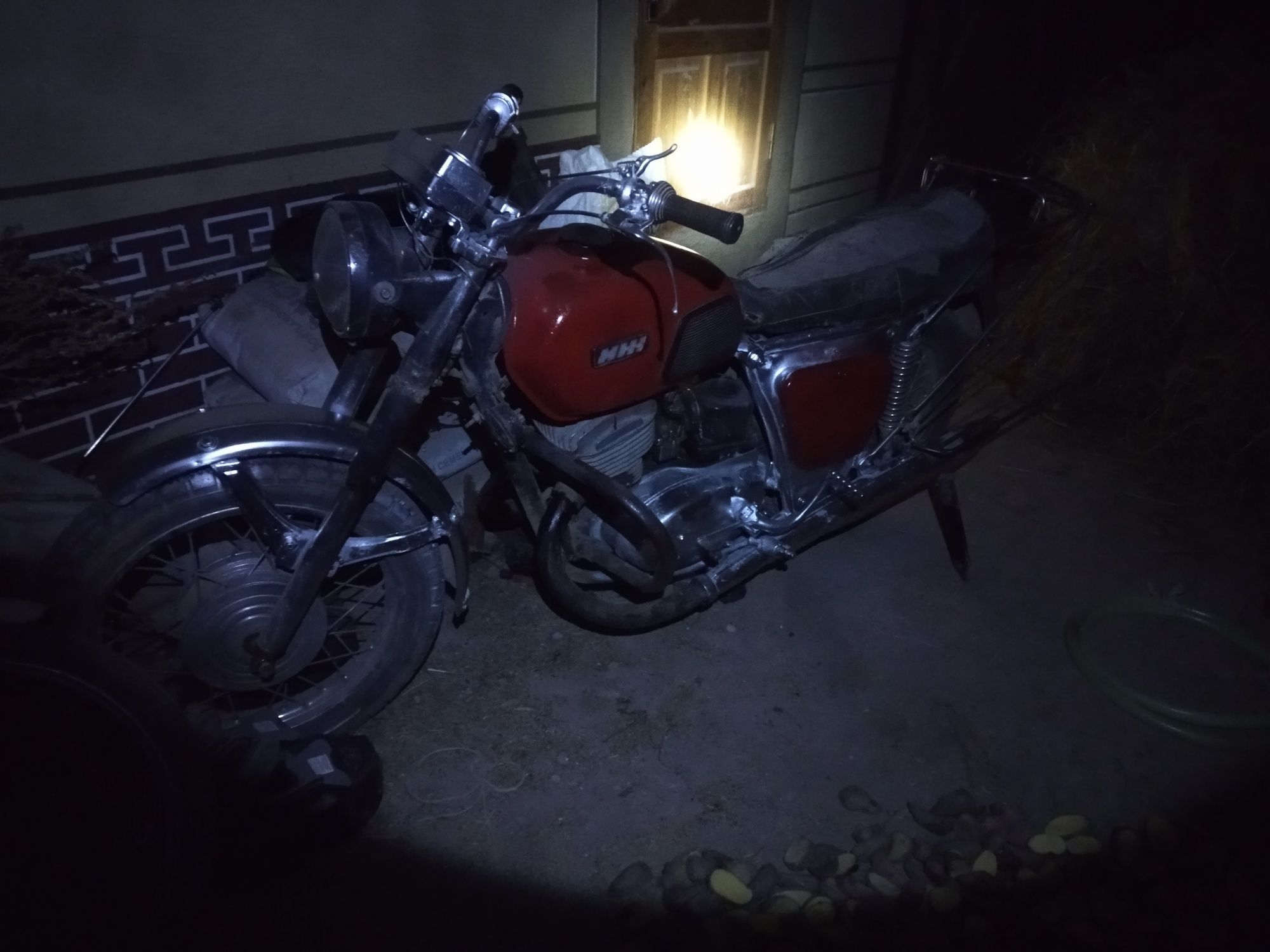Motosekl. Sotiladi