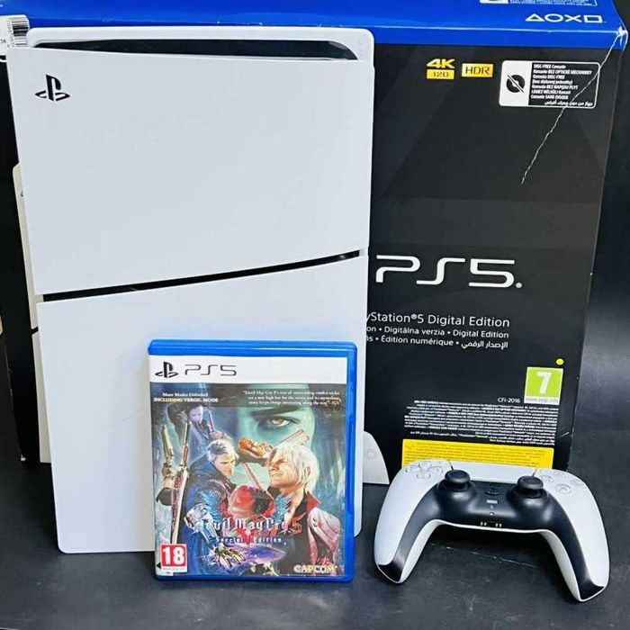 Конзола SONY  PS5 DIGITAL с 1бр. джойстик и 1бр. игра
