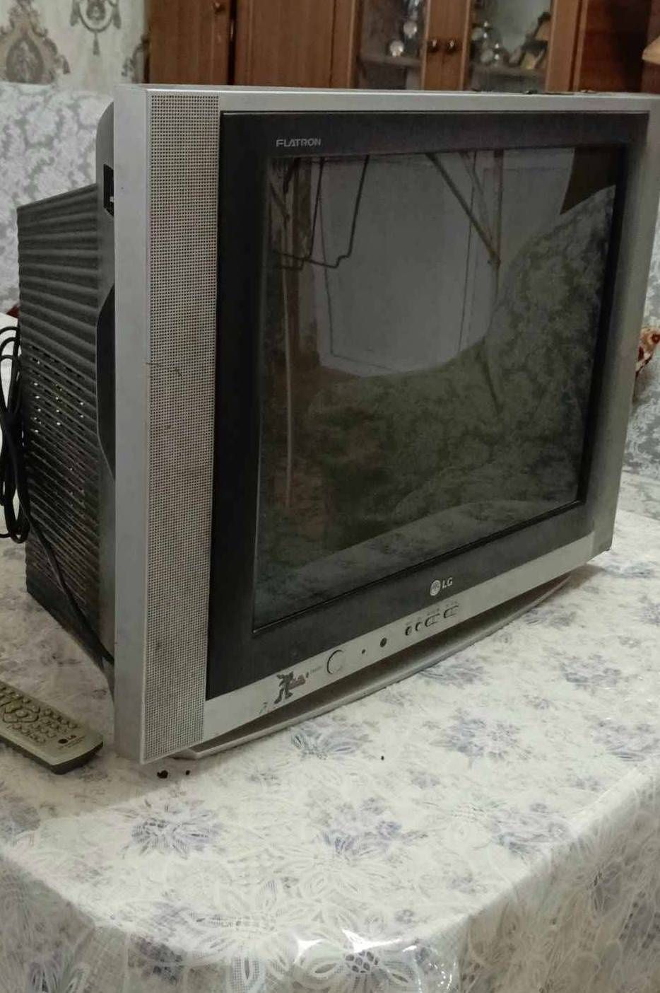 Olg televizori ekrani yaxshi.