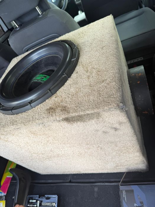 Vand subwoofer deaf bonce