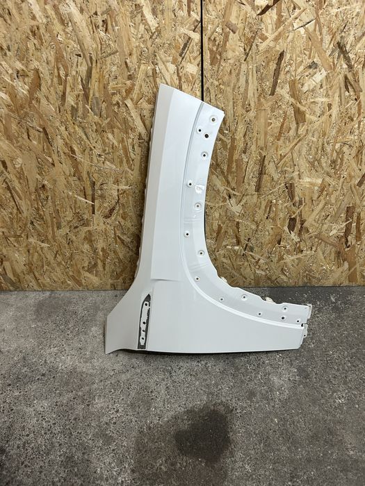 Aripa bmw XM G09 dreapta fata 2020-2024