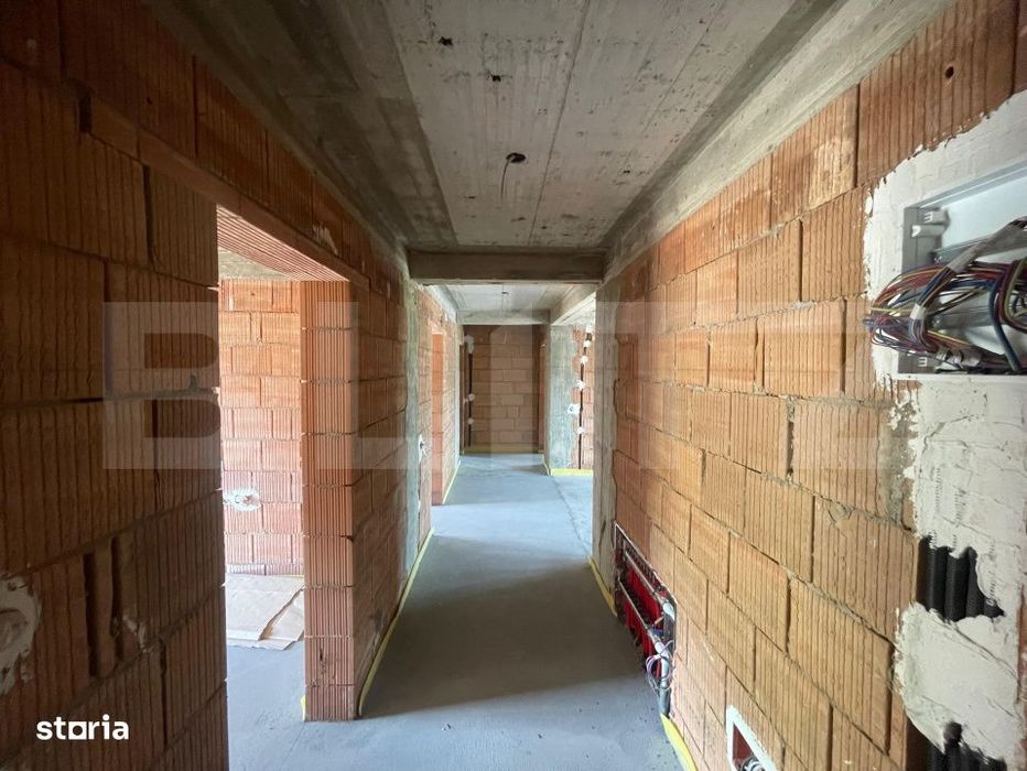 Apartament de 4 camere, in suprafata de 94 mp, zona Crasnei