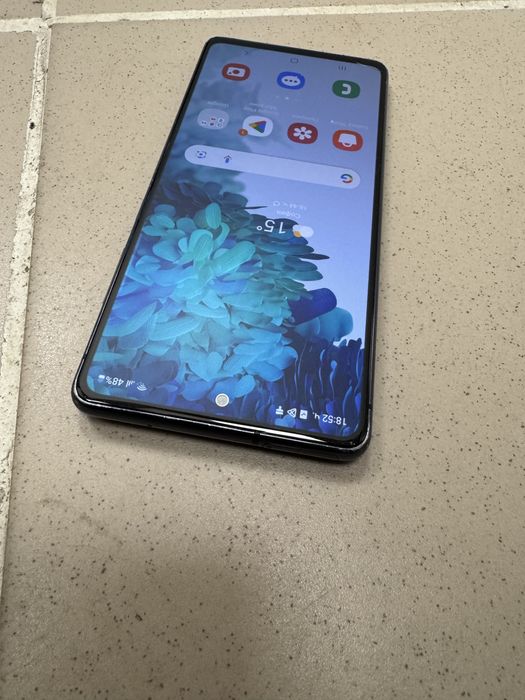 Samsung Galaxy S20 FE 6/128gb
