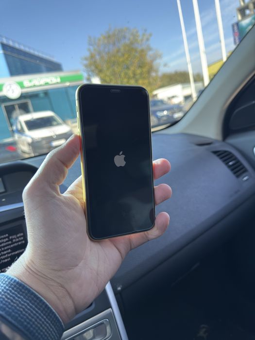 Iphone 11 безупречен