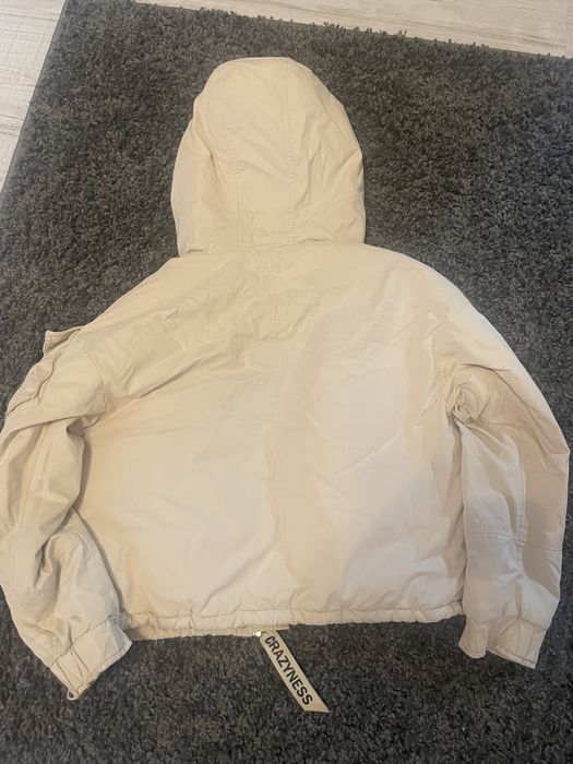 Дамско яке от Bershka