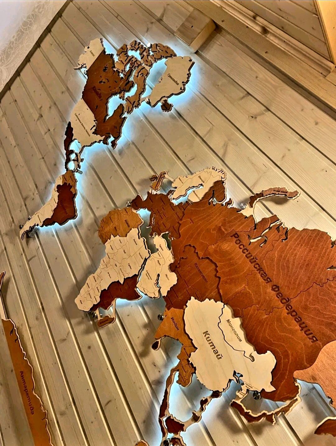 Карта мира из дерева. Домашний интерьер. Подарок близким. По Рк. Декор