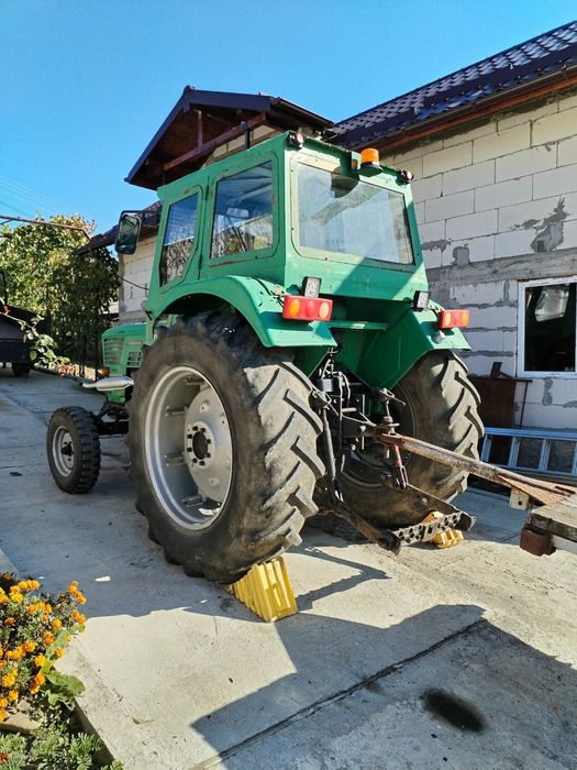 Vând tractor DEUTZ 6006 de 60 cp.cu utilaje