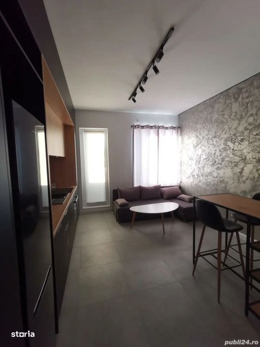 Apartament cu 2 camere, 40 mp, terasa, zona Eroilor