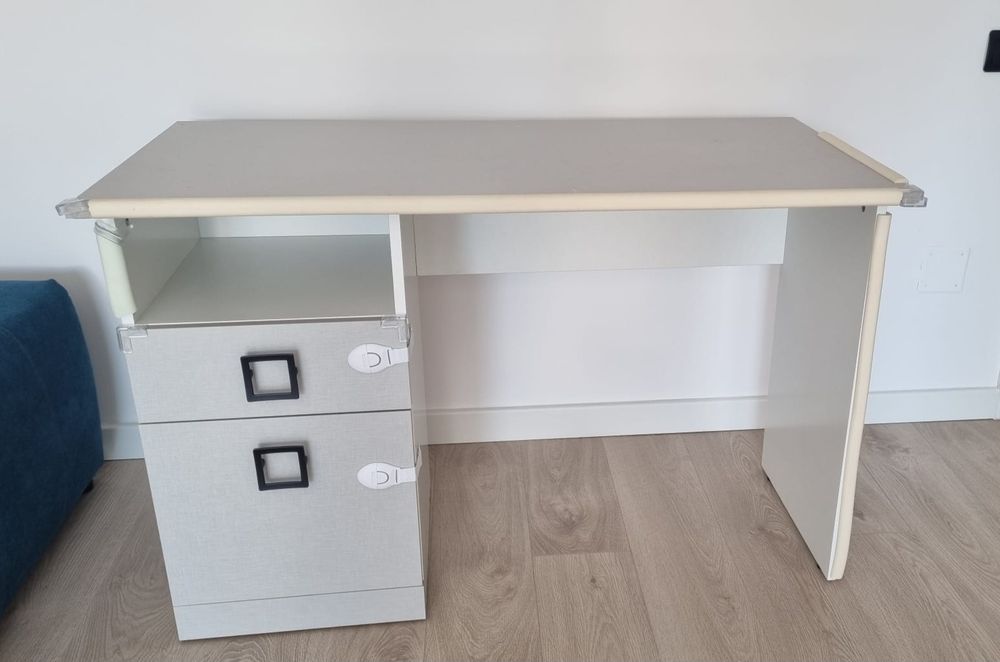 Birou Amigo gri (Ambianta)