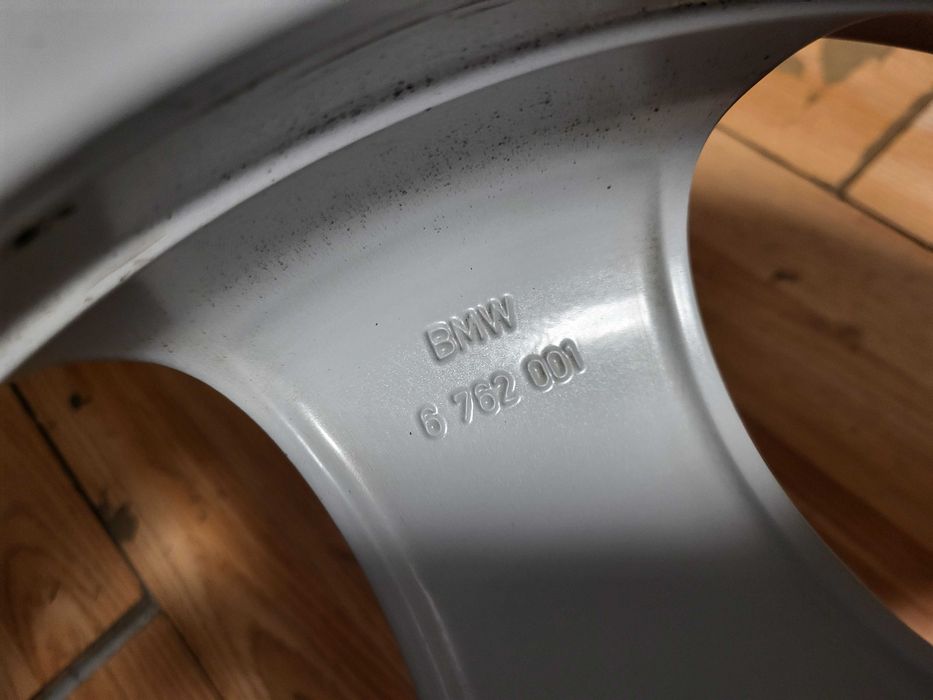 Bmw 17" 5x120 с гуми 225/50/17 оригинални джанти