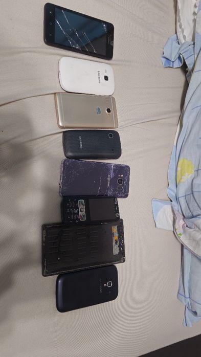 Телефоны на запчасти