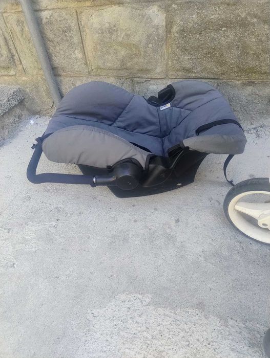 Бебешка люлка и количка