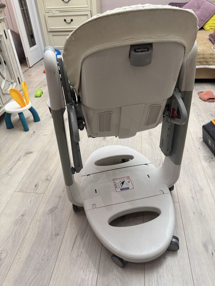 Стульчик для кормления Peg-perego tatamia