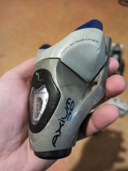 Vând legături Rossignol Axium 90