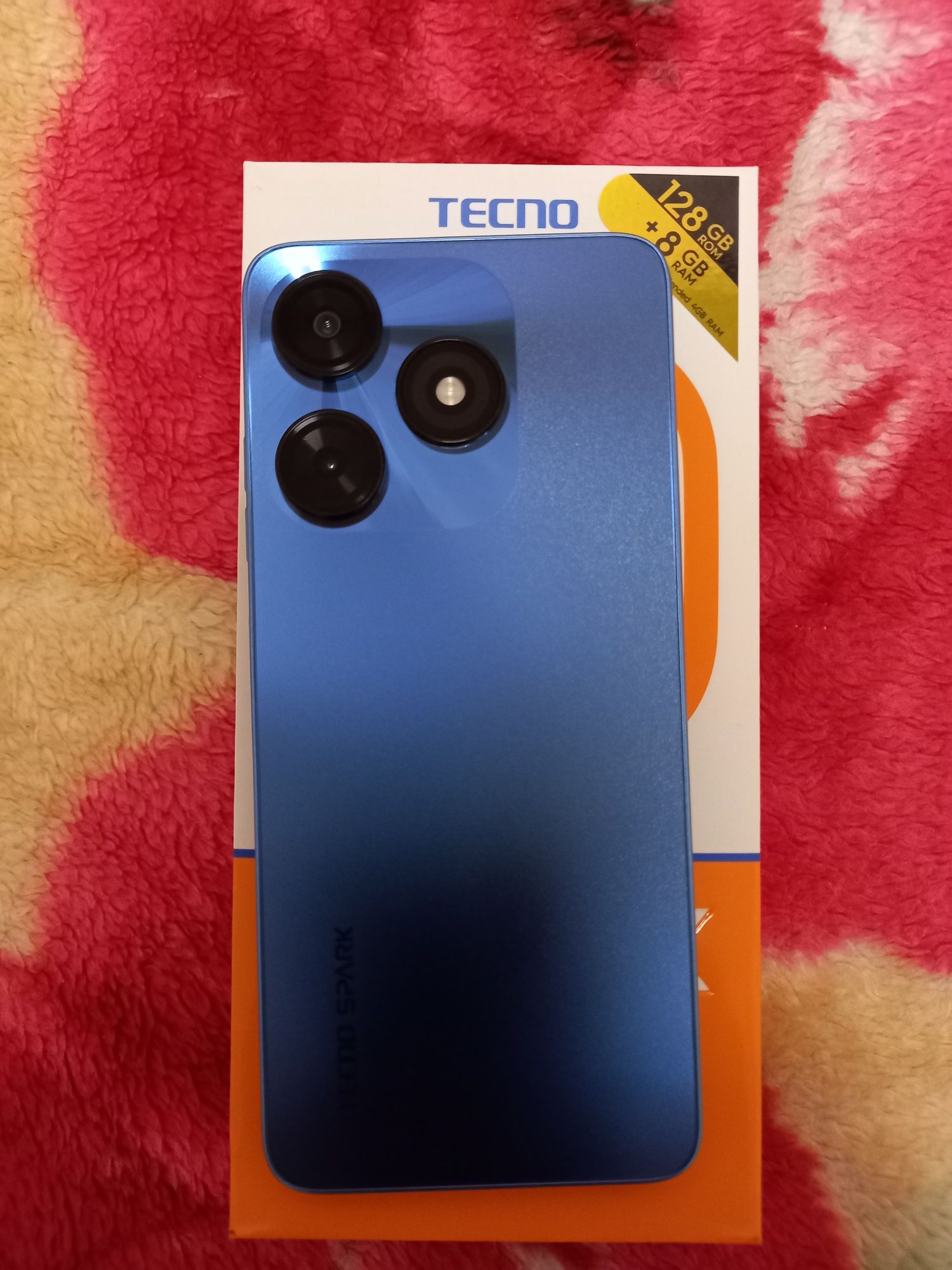 Продам Tecno spark 10