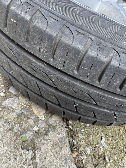 Cauciucuri cu jante de aliaj 4x100