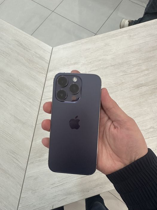 Iphone 14 pro Purple