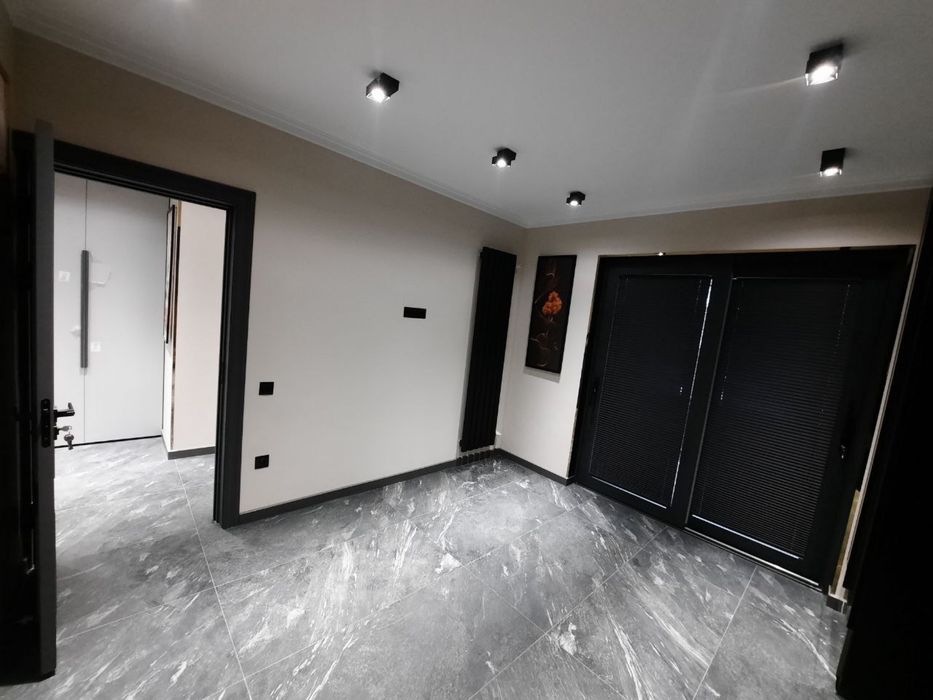 Ойбек Саид Барака | 72кв - нежилое помещение вдоль дороги аренда