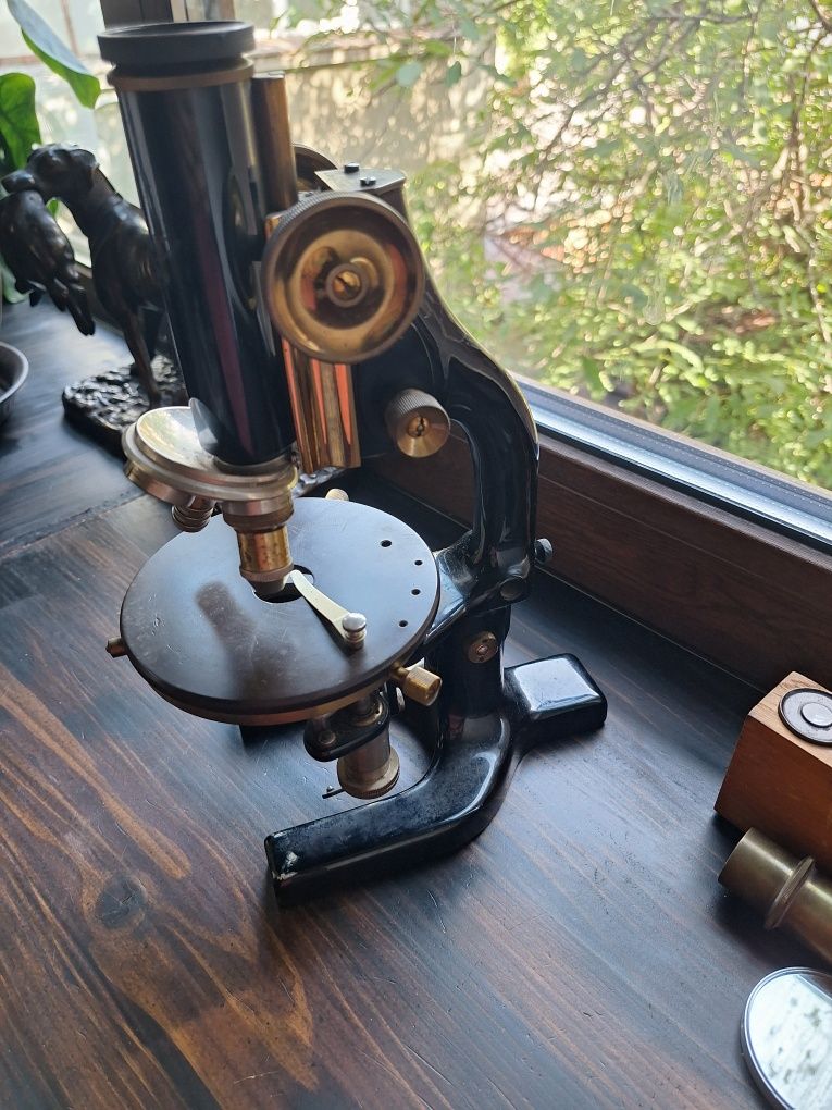 Microscop C. REICHERT anii 1920-1930