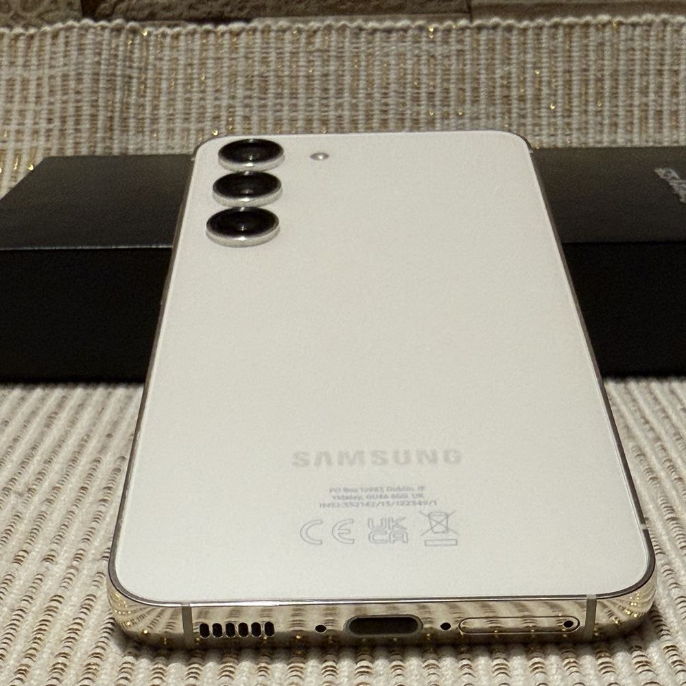 Samsung Galaxy s23 256GB cream В Гаранция