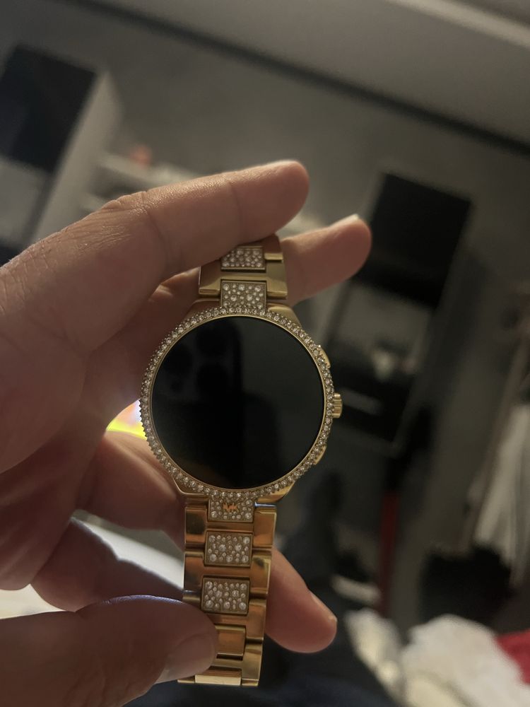 Часовник Michael Kors Gen 6 Camille