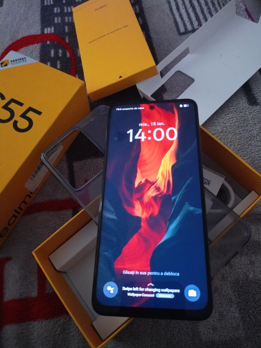 Vând telefon Realme C 55, 8+8 GB RAM,256GB memorie internă,nou la cuti