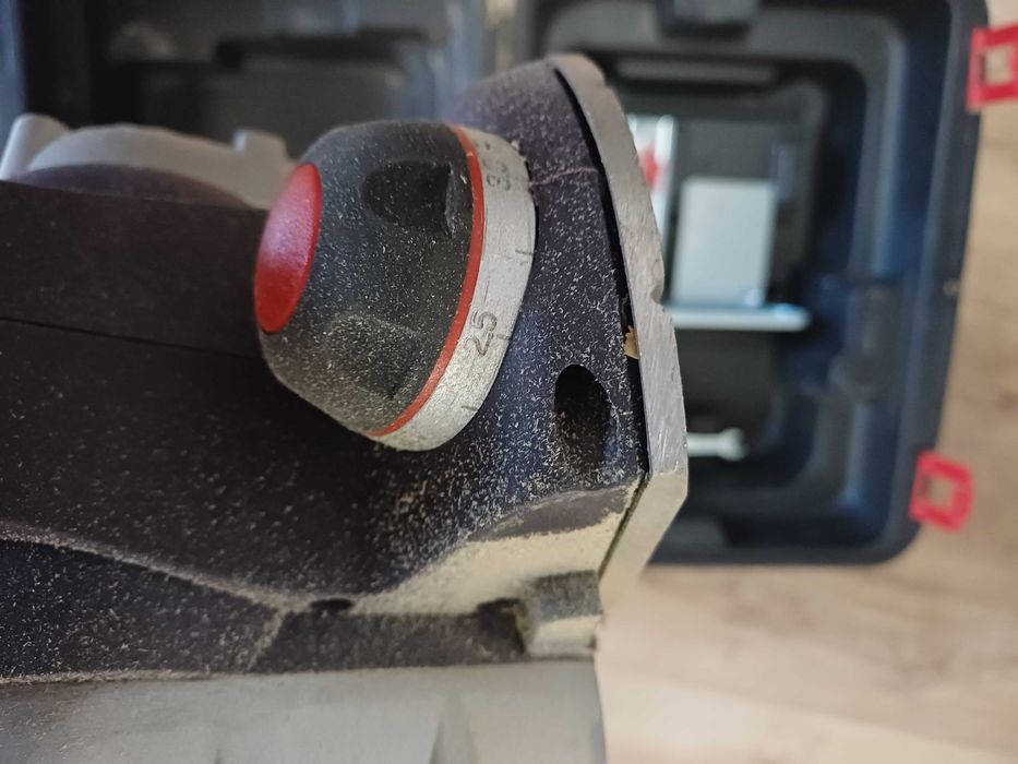 Дърводелско електрическо ренде Sparky P382