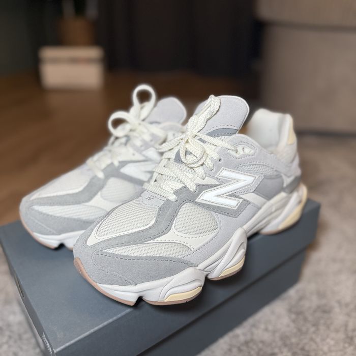 Оригинални New Balance 9060 - 40 размер, 25см маратонки