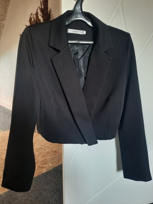 Продам женский пиджак