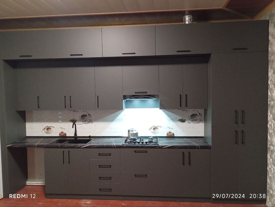 Mebel sochish va yegʻish xizmati barcha turdagi mebelarni