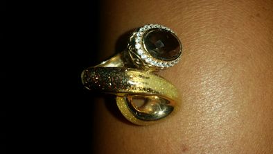 Златен пръстен, модел Роберто Кавали