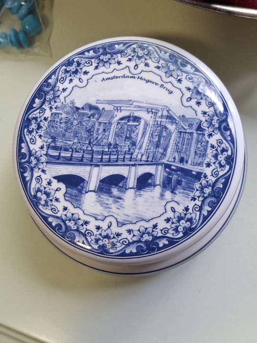 Порцеланова кутия Delft blue  by Delfino Holland