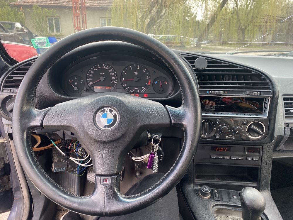 Bmw E36 купе НА ЧАСТИ