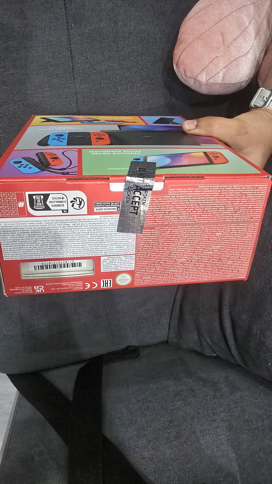 Чисто нов Nintendo Switch OLED – запечатан!