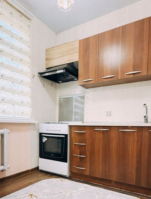 Чиланзар 14 квартал 2комнаты 3 этаж