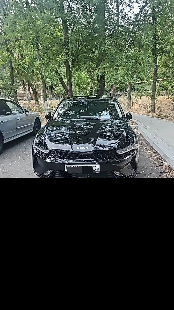 Kia k5 premium 2025