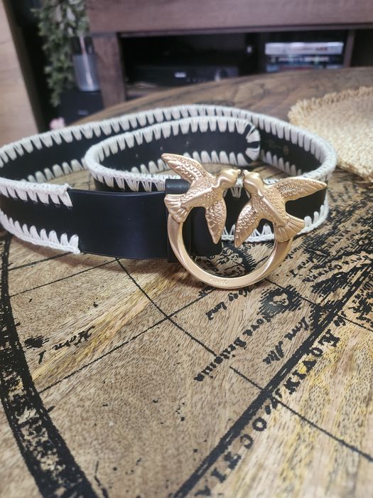 Колан от естествена кожа на PINKO