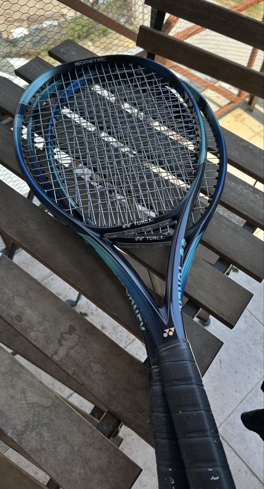 Yonex Ezone 98, 315 grams - тенис ракети