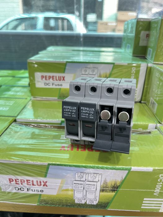 Quyosh panellar Jinko Longi Era solar